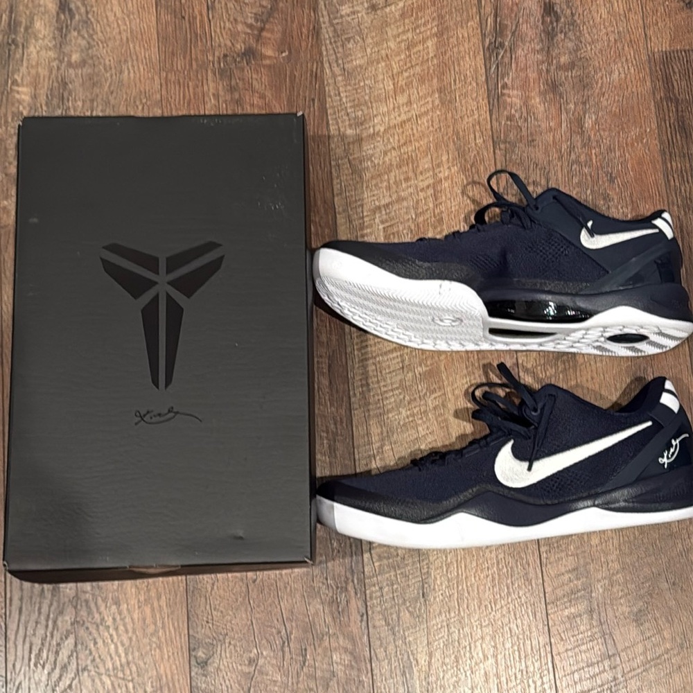 MENS KOBE NAVY PROTO BASKETBALL SHOE
